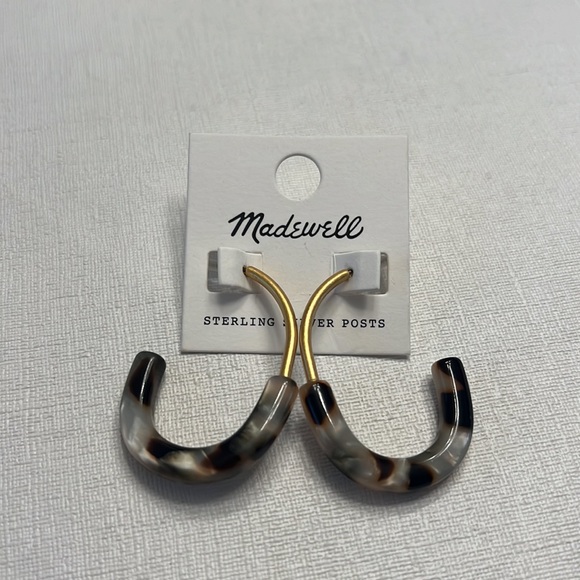 35. NWT Madewell Half and Half Hoop Earrings in Shell Tort - Picture 2 of 3
